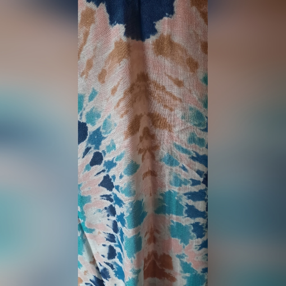 ✨️ MARKDOWN ITEM✨️ Tye Dye Printed Ruana ❤️ NWT - Picture 5 of 7